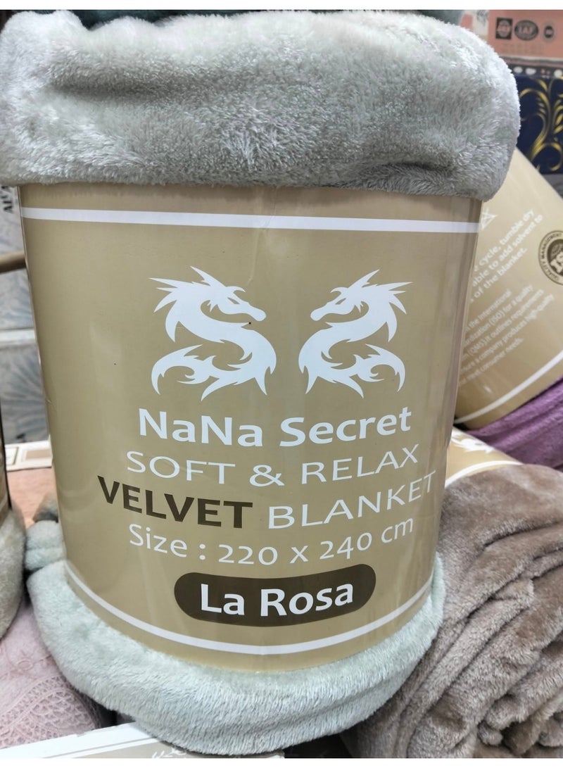 نانا سيكريت بطانية تدفئة سرير كبير  سادة مقاس 220*240سم - Image 2